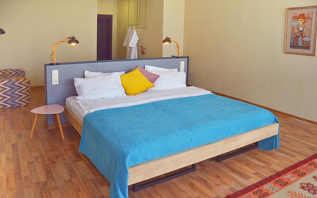 Alphabet Boutique Hotel Tbilisi Exteriör bild