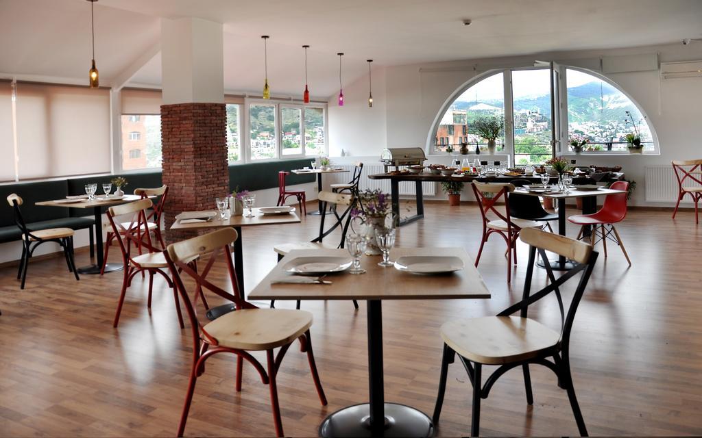 Alphabet Boutique Hotel Tbilisi Exteriör bild