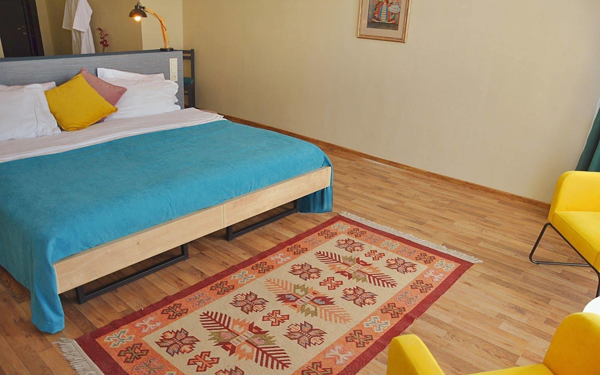 Alphabet Boutique Hotel Tbilisi Exteriör bild